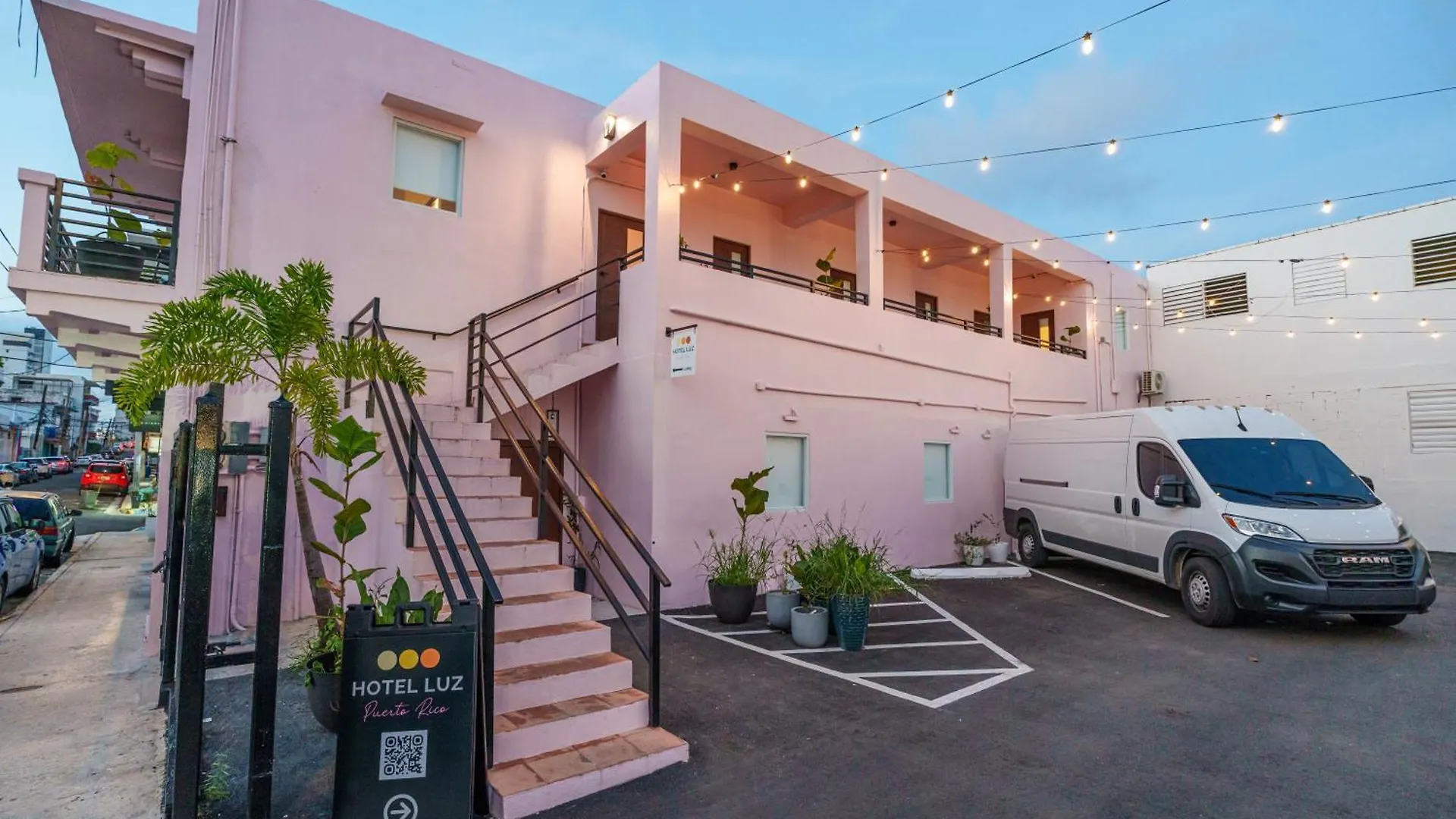 Room 6 Affordable Cool In Santurce Arts Area Сан-Хуан Отель
