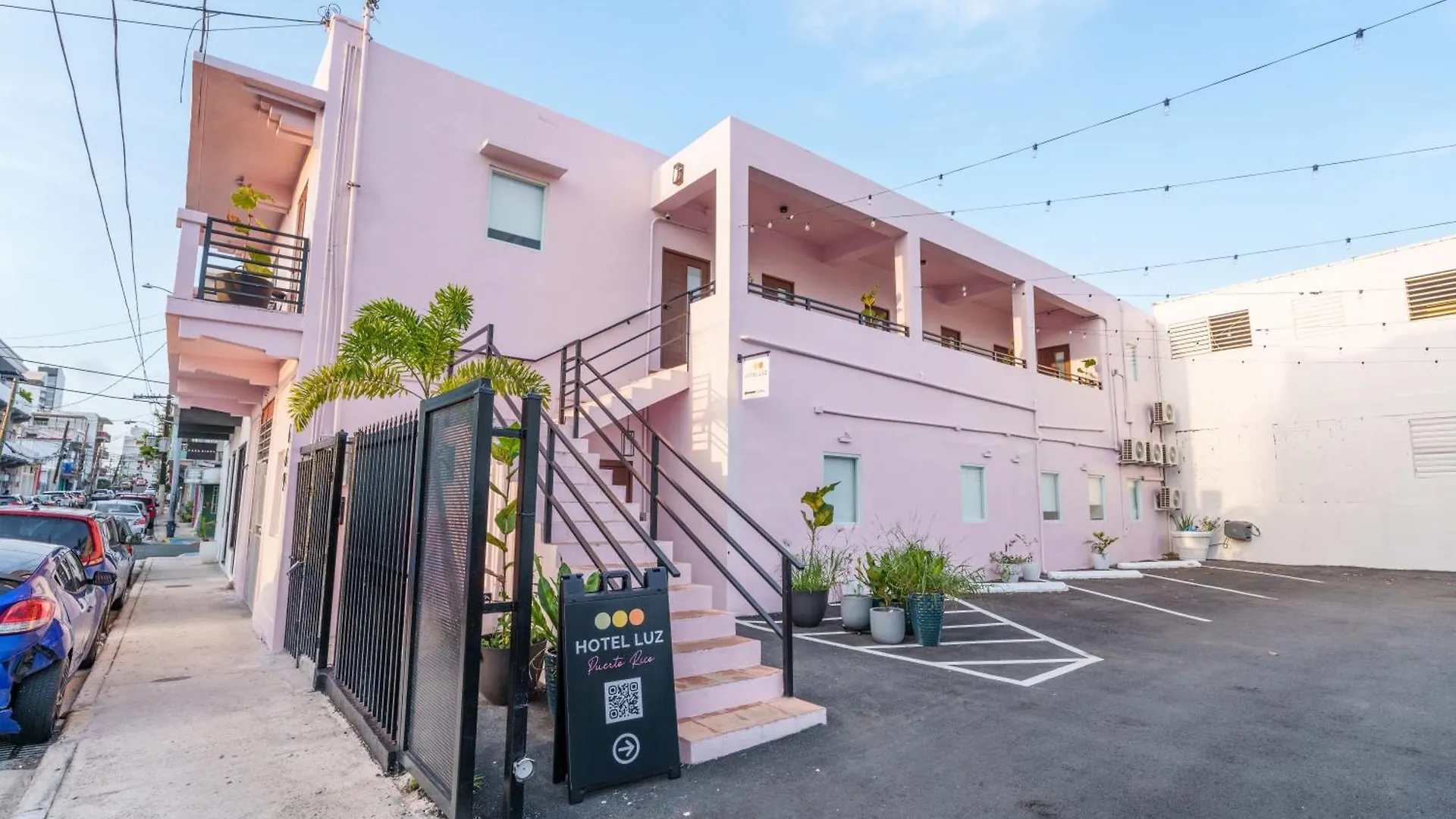 Отель Room 6 Affordable Cool In Santurce Arts Area Сан-Хуан